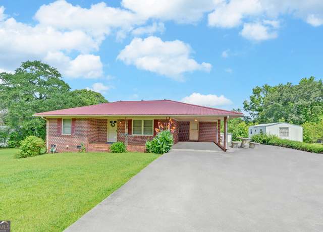 Property at 680 Fred King Rd, Hartwell, GA 30643, 3 beds, 1 bath
