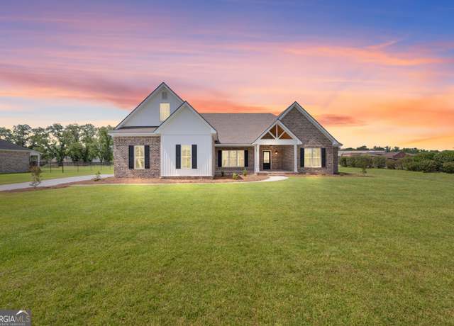 Property at 3 Honeysuckle Dr, Claxton, GA 30417, 5 beds, 4.5 baths