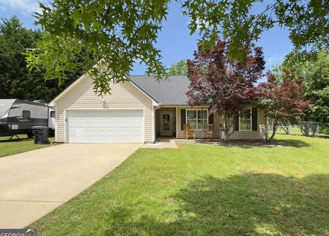 Property at 105 Carols Ln, Locust Grove, GA 30248, 3 beds, 2 baths