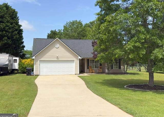 Property at 105 Carols Ln, Locust Grove, GA 30248, 3 beds, 2 baths