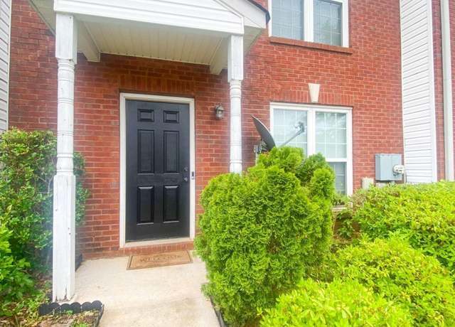 Property at 5553 Strathmoor Manor Cir, Lithonia, GA 30058, 3 beds, 2.5 baths