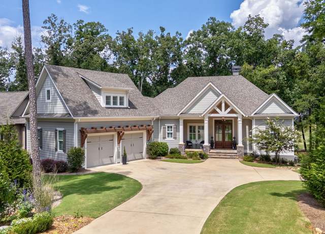 Property at 1041 Lake Pointe Dr S, Greensboro, GA 30642, 5 beds, 4.5 baths