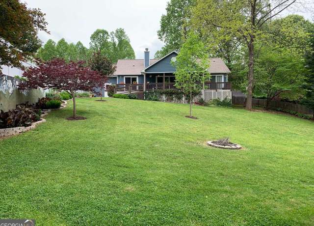 Property at 450 Long View Dr, Hiawassee, GA 30546, 3 beds, 2.5 baths