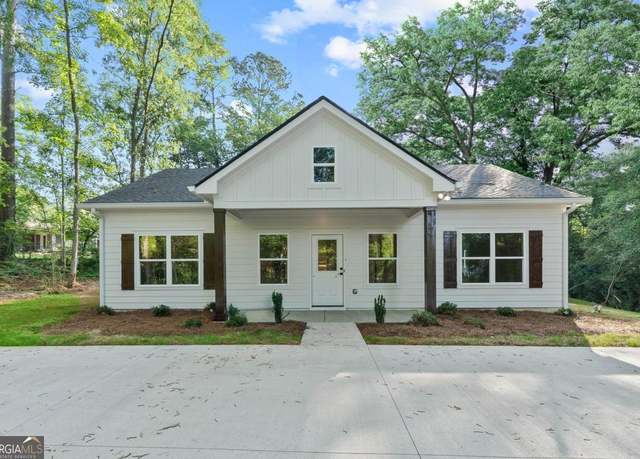 Property at 103 Spruce Ln, Eatonton, GA 31024, 3 beds, 2 baths
