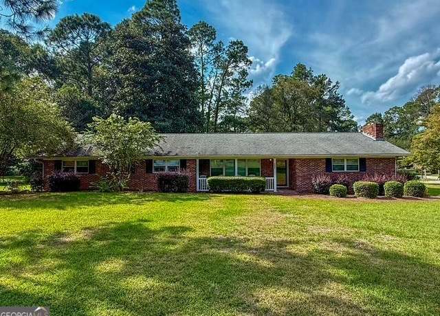 Property at 117 Circle Dr, Statesboro, GA 30461, 3 beds, 2 baths