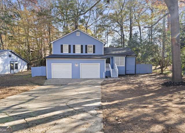 Property at 6864 Fielder Rd, Rex, GA 30273, 3 beds, 2.5 baths
