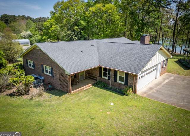 Property at 2580 Ridge Rd, Hartwell, GA 30643, 4 beds, 2 baths