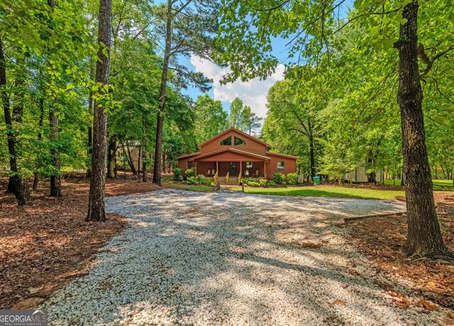 Property at 142 Hugh Dorsey Rd, Hartwell, GA 30643, 3 beds, 3 baths