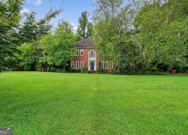 Property at 118 Ashford Park, Macon, GA 31210, 4 beds, 4.5 baths