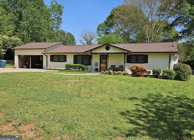 Property at 437 Cade St, Hartwell, GA 30643, 3 beds, 1.5 baths