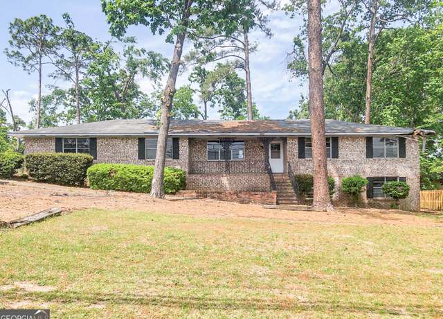 Property at 3033 Richmond Hill Rd, Augusta, GA 30906, 3 beds, 2 baths