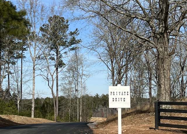 Property at 04 Bears Bnd, Moreland, GA 30259
