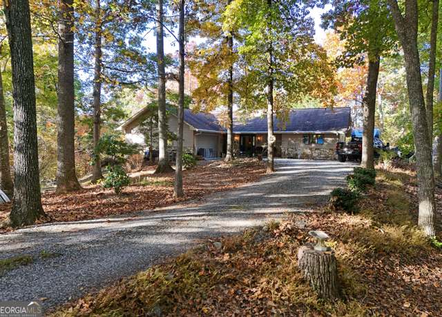 Property at 176 Byron St, Blairsville, GA 30512, 4 beds, 4.5 baths