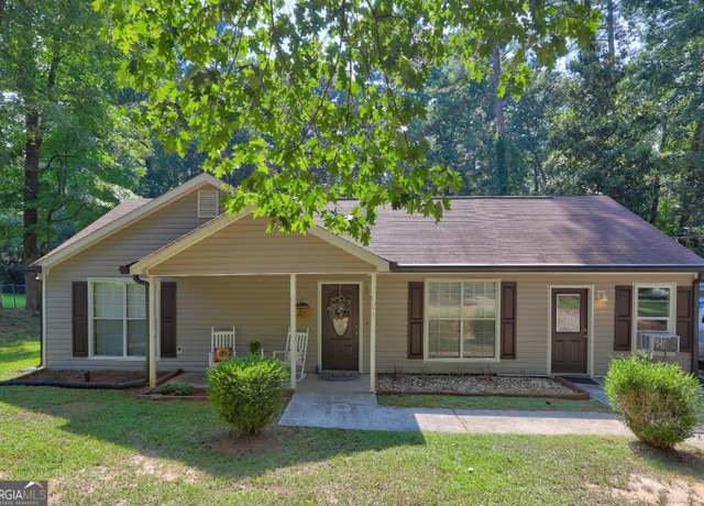 Property at 128 Hillcrest Dr, Stockbridge, GA 30281, 4 beds, 2 baths