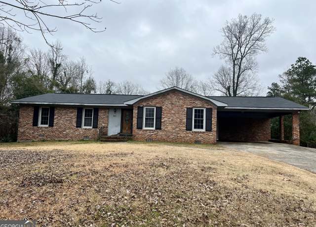 Property at 1508 N Atwood Dr, Macon, GA 31204, 3 beds, 2 baths