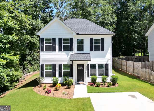 Property at 5350 Mercedes Dr, Cumming, GA 30041, 2 beds, 2.5 baths