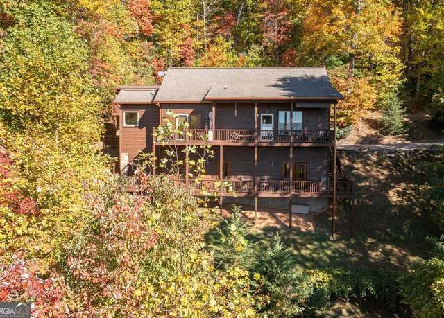 Property at 7031 Black Bear Trl, Hiawassee, GA 30546, 4 beds, 5 baths