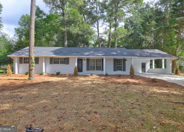 Property at 2669 Jodeco Dr, Jonesboro, GA 30236, 3 beds, 2 baths