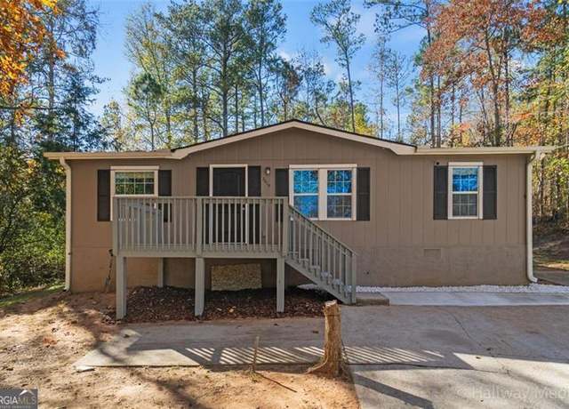 Property at 3019 Granite Dr NE, Conyers, GA 30012, 3 beds, 2 baths
