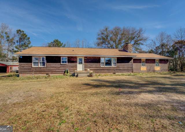Property at 3579 Bill Gardner Pkwy, Locust Grove, GA 30248, 2 beds, 2 baths
