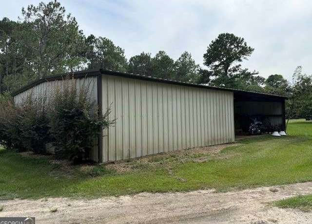Property at 320 Paulk Rd Unit N/A, Tifton, GA 31794, 1 bed, 1 bath