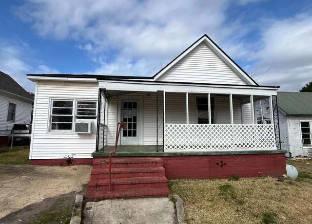 Property at 612 S 3rd Ave, Lanett, AL 36863, 2 beds, 1 bath