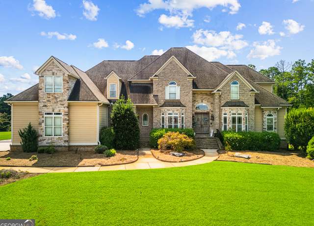 Property at 277 Sky View Ct, Newnan, GA 30265, 6 beds, 4.5 baths