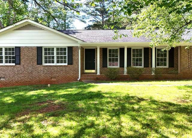 Property at 120 Watson Dr, Athens, GA 30605, 3 beds, 2 baths