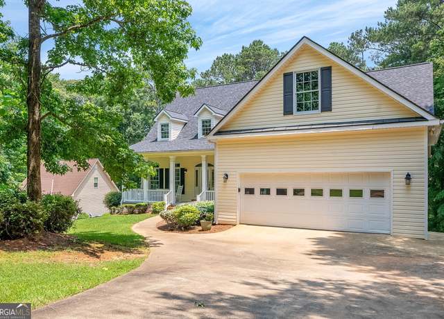 Property at 147 S Pine Cove Dr, Lagrange, GA 30240, 5 beds, 4 baths