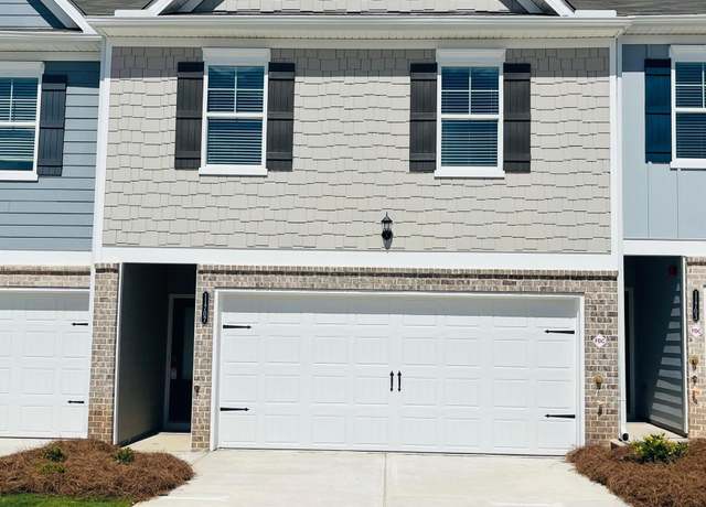 Property at 11707 Chatham Dr, Hampton, GA 30228, 3 beds, 2.5 baths