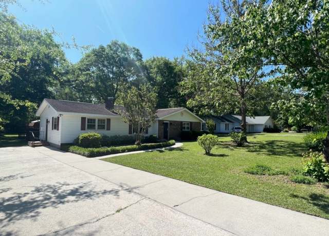 Property at 227 Shuman Dr, Statesboro, GA 30458, 3 beds, 1.5 baths