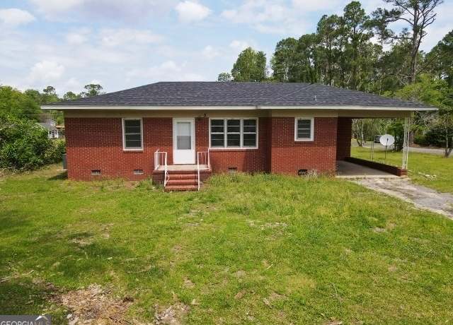 Property at 281 Lake Luck Dr, Swainsboro, GA 30401, 3 beds, 1 bath