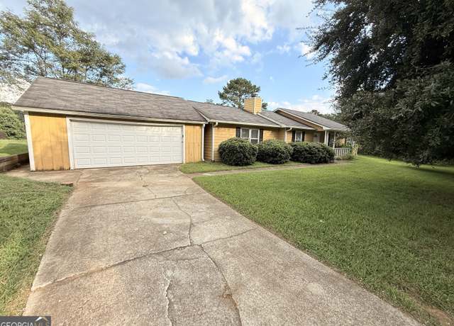 Property at 1187 Dixie Rd, Covington, GA 30014, 3 beds, 2 baths