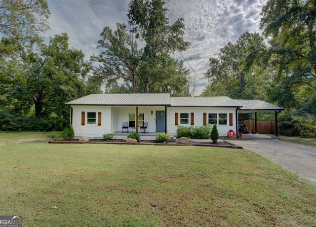 Property at 1107 S Madison Ave, Monroe, GA 30655, 3 beds, 2 baths