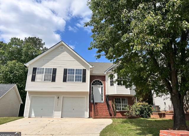 Property at 11616 Spring Lake Way, Fayetteville, GA 30215, 4 beds, 3 baths