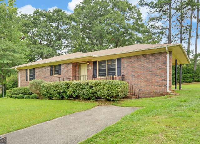 Property at 37 Cunningham Dr, Hartwell, GA 30643, 2 beds, 2 baths