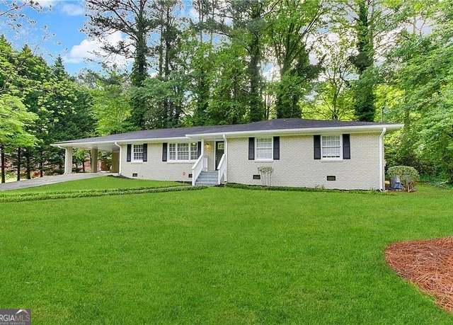 Property at 3086 Meadow Lark Ln, East Point, GA 30344, 3 beds, 2 baths