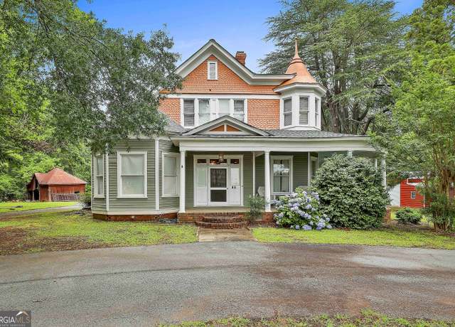 Property at 435 Jackson St, Locust Grove, GA 30248, 4 beds, 3 baths