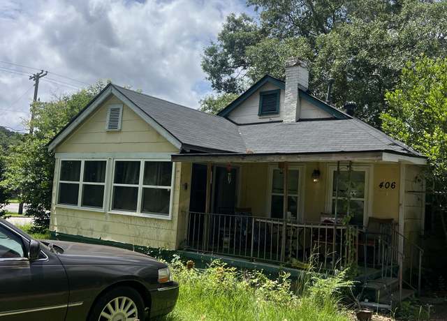 Property at 406 Brookwood Dr, Thomaston, GA 30286, 2 beds, 1 bath