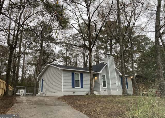 Property at 260 Edgewater Dr, Macon, GA 31220, 3 beds, 2 baths