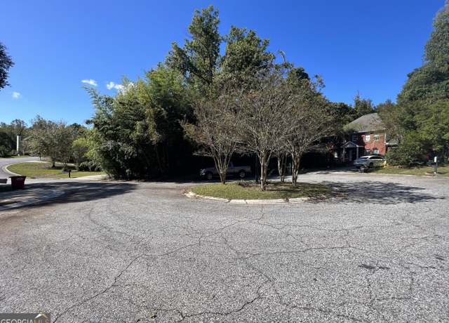 Property at 636 Lokchapee Rdg, Macon, GA 31210