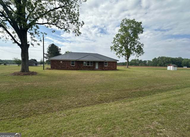 Property at 509 Whitehill Rd, Sylvania, GA 30467, 3 beds, 2 baths