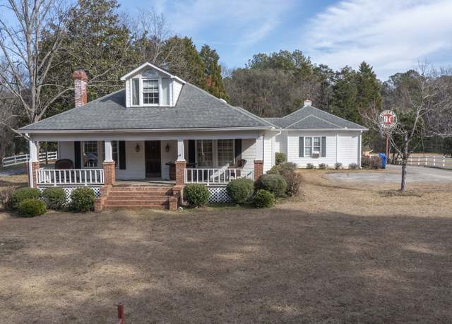 Property at 1011 Bass Rd, Macon, GA 31210, 4 beds, 4 baths