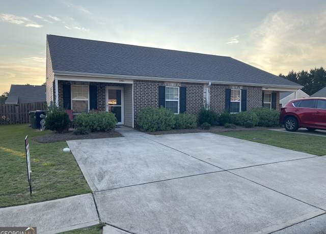 Property at 1551 Louise Anderson Dr, Griffin, GA 30224, 2 beds, 2 baths