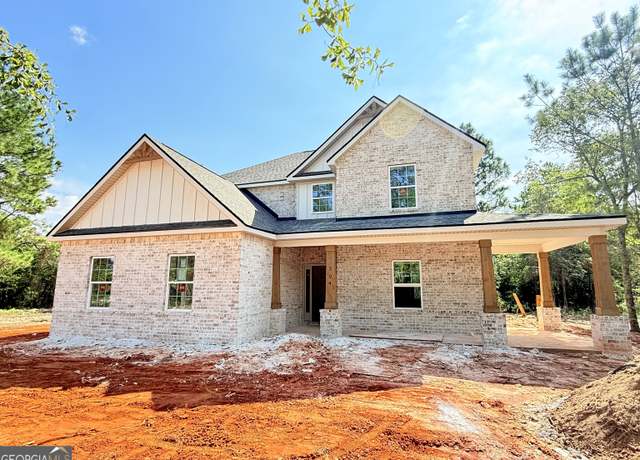 Property at 304 Air View Dr, Warner Robins, GA 31088, 4 beds, 3.5 baths