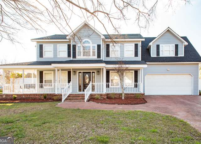 Property at 109 Diane Dr, Waycross, GA 31503, 4 beds, 2.5 baths
