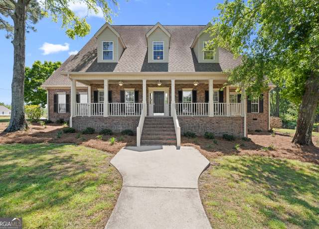 Property at 1300 Kermit Dr, Statesboro, GA 30458, 5 beds, 4.5 baths