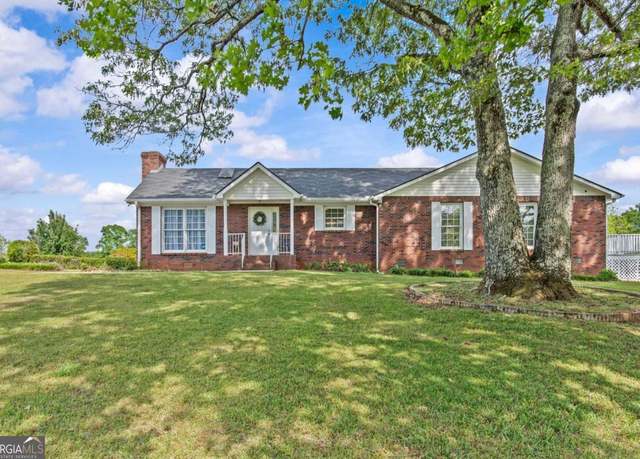 Property at 2128 Highway 172, Comer, GA 30629, 3 beds, 2 baths