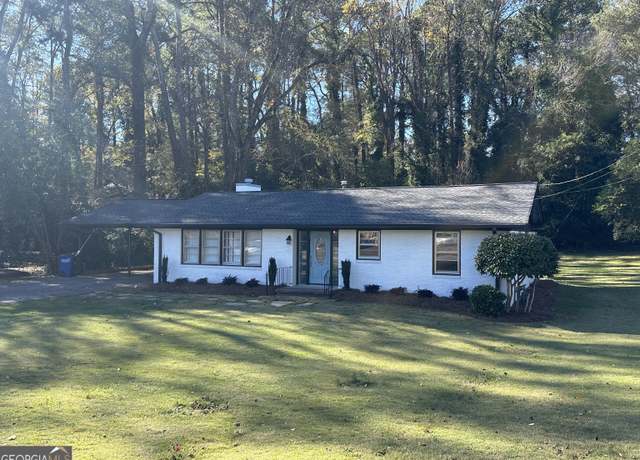 Property at 50 Pine Valley Dr, Athens, GA 30606, 3 beds, 2 baths