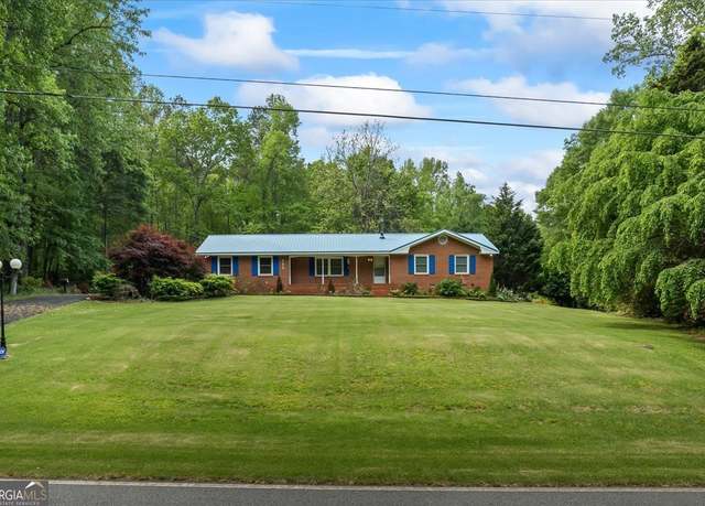 Property at 725 & 761 School Rd, Hampton, GA 30228, 3 beds, 2 baths